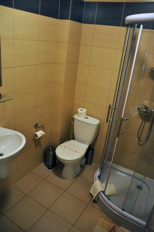Hotel Pojezierze Szczecinek Extérieur photo