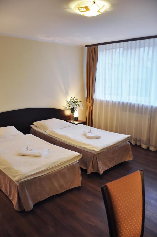 Hotel Pojezierze Szczecinek Extérieur photo