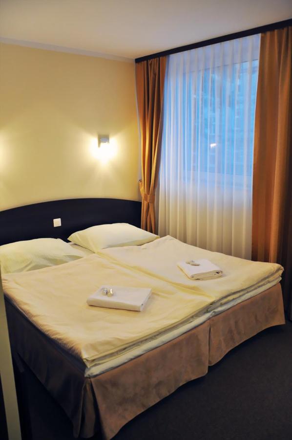 Hotel Pojezierze Szczecinek Chambre photo